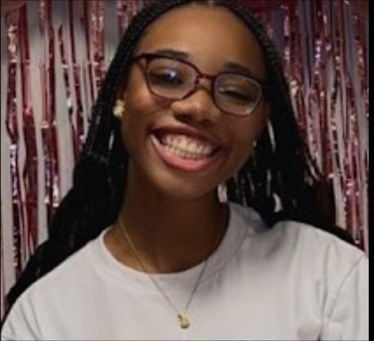 Kasiyanna Henry headshot
